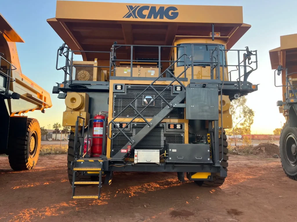 mobile fire suppression for heavy equipment